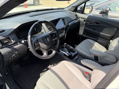 Used 2019 Honda Passport Elite image 3