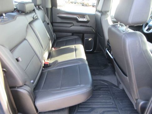 Certified 2023 GMC Sierra 1500 SLT w/ SLT Premium Package image 22