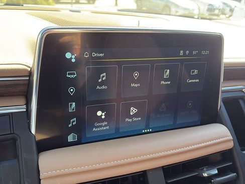 Used 2024 Chevrolet Tahoe Premier w/ Premium Package image 26