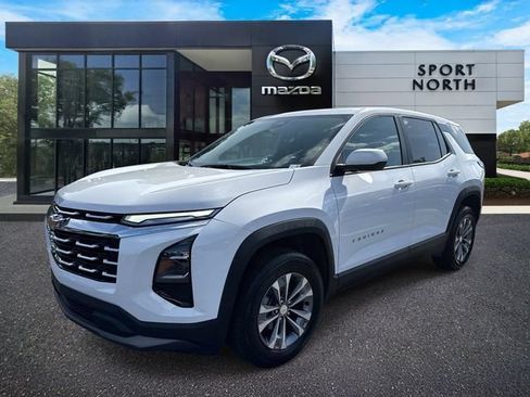 Used 2025 Chevrolet Equinox LT FWD image 9