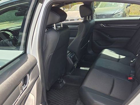 Used 2021 Honda Accord Sport image 5