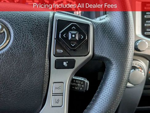 Used 2020 Toyota 4Runner SR5 Premium w/ Moonroof Package AWD/4WD image 29