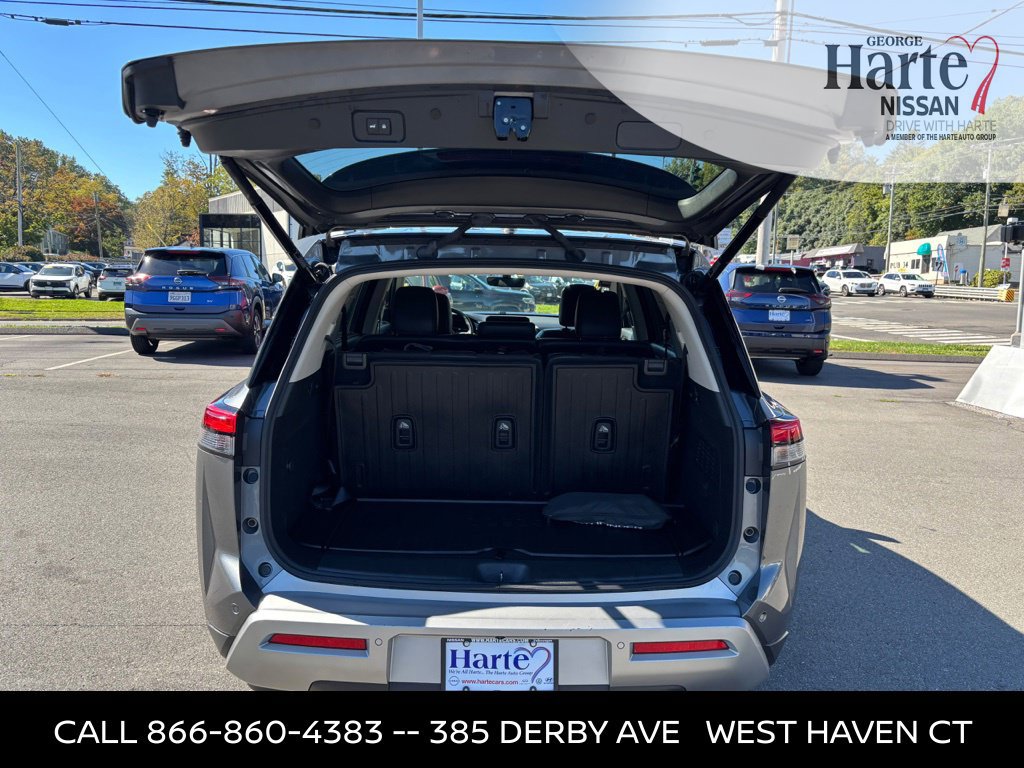 Certified 2024 Nissan Pathfinder SL w/ Cargo Package AWD/4WD image 23