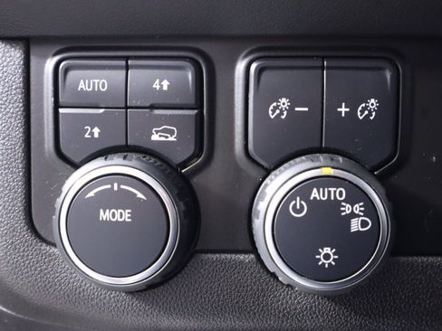 Used 2021 Chevrolet Tahoe LT image 10