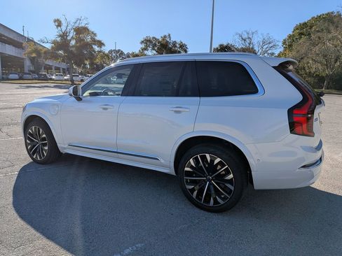 New 2026 Volvo XC90 T8 Ultra w/ Protection Package Premier AWD/4WD image 11
