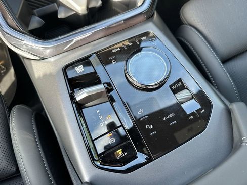 New 2026 BMW X3 xDrive30 w/ Premium Package image 20