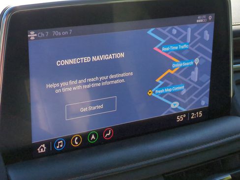 Used 2021 Chevrolet Tahoe High Country w/ Premium Package image 19