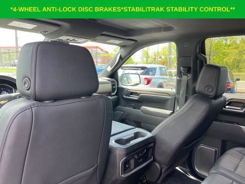 Used 2025 Chevrolet Silverado 1500 High Country w/ Technology Package AWD/4WD image 14