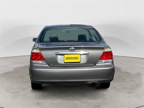 Used 2005 Toyota Camry LE image 5