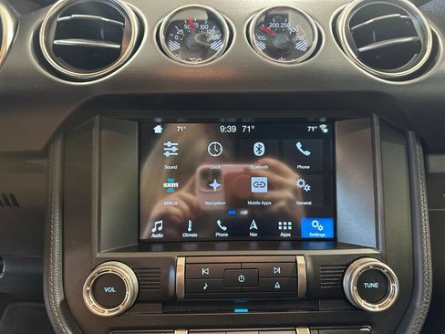 Used 2018 Ford Mustang Shelby GT350 w/ Electronics Package RWD image 29