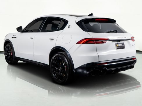 Used 2025 Maserati Grecale Modena image 15