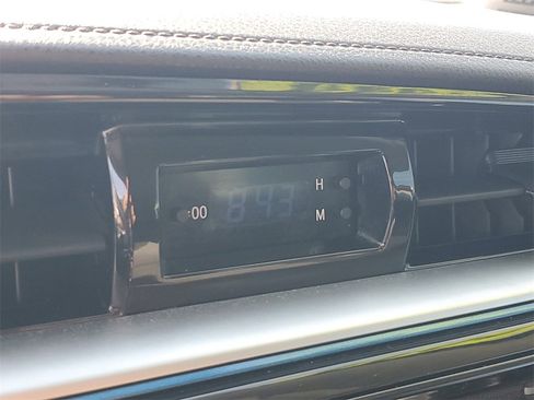 Used 2014 Toyota Corolla L image 30