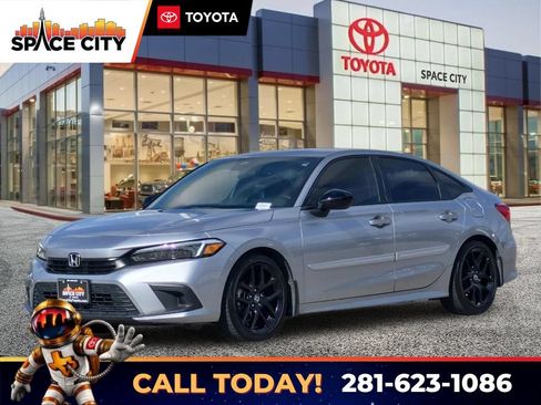 Used 2023 Honda Civic Sport image 1