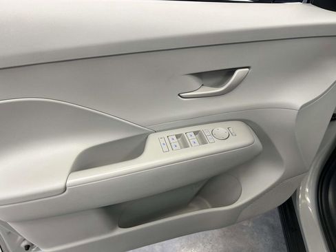 Used 2024 Hyundai Kona SEL FWD image 15