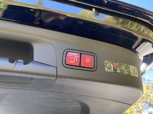 Used 2026 Mercedes-Benz GLE 350 4MATIC image 26