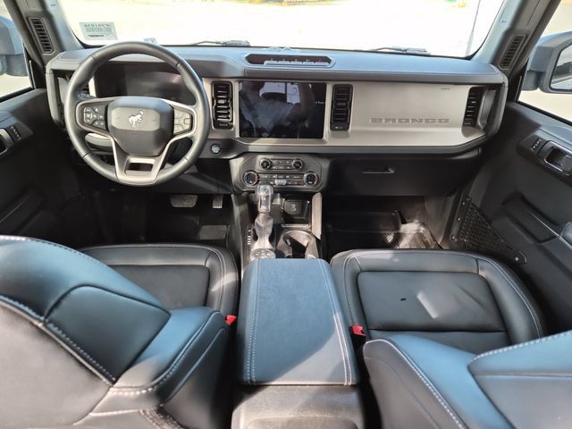 Used 2025 Ford Bronco Outer Banks w/ Sasquatch Package AWD/4WD image 21