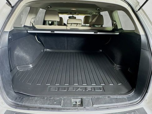 Used 2010 Subaru Outback 3.6R Limited AWD/4WD image 32