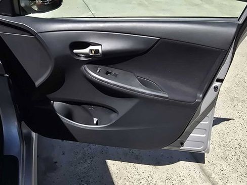 Used 2009 Toyota Corolla S image 18