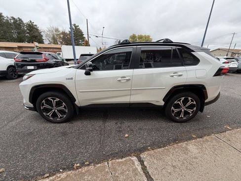 Used 2022 Toyota RAV4 XSE w/ Weather Package image 4