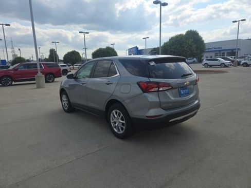 Used 2024 Chevrolet Equinox LT AWD/4WD image 5