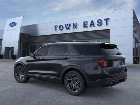 New 2026 Ford Explorer ST image 4