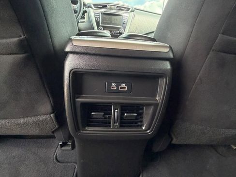 Used 2019 Nissan Murano SV FWD image 19