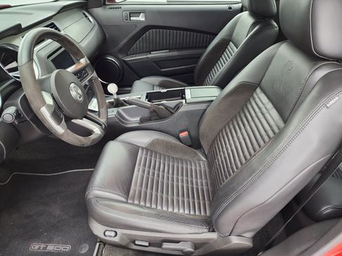 Used 2011 Ford Mustang Shelby GT500 w/ SVT Performance Pkg RWD image 8