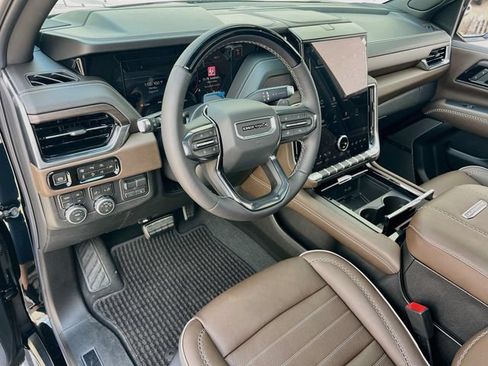 New 2026 GMC Yukon Denali Ultimate AWD/4WD image 6