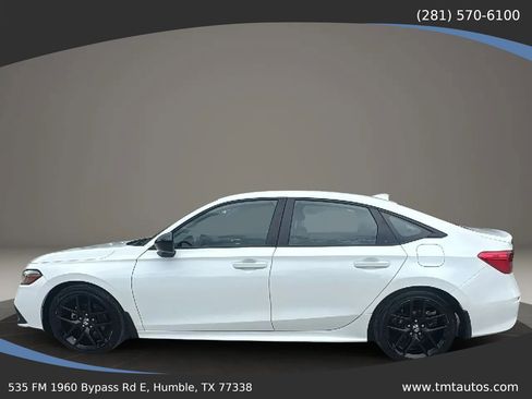 Used 2024 Honda Civic Sport image 4
