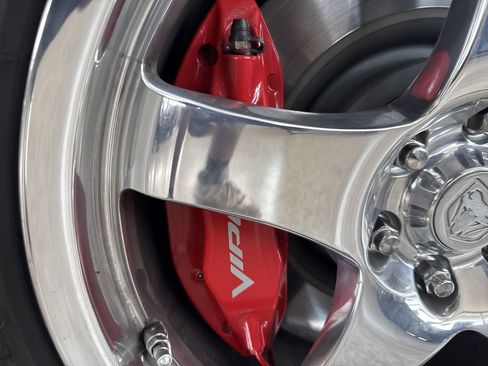 Used 2005 Dodge Viper SRT-10 w/ Copperhead Edition Group RWD image 39