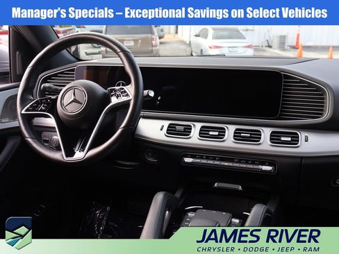 Used 2025 Mercedes-Benz GLE 350 4MATIC image 13