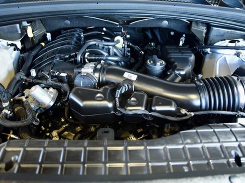 Used 2023 Jeep Grand Cherokee Altitude image 28