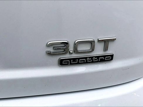 Used 2017 Audi Q7 3.0T Premium Plus image 8