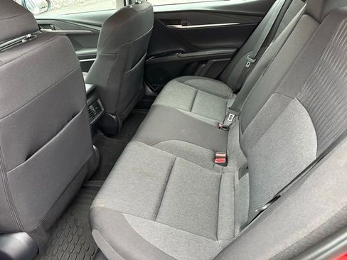 Used 2025 Toyota Camry LE w/ Convenience Package image 21