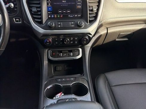 Used 2021 GMC Acadia SLT w/ Elevation Edition image 26