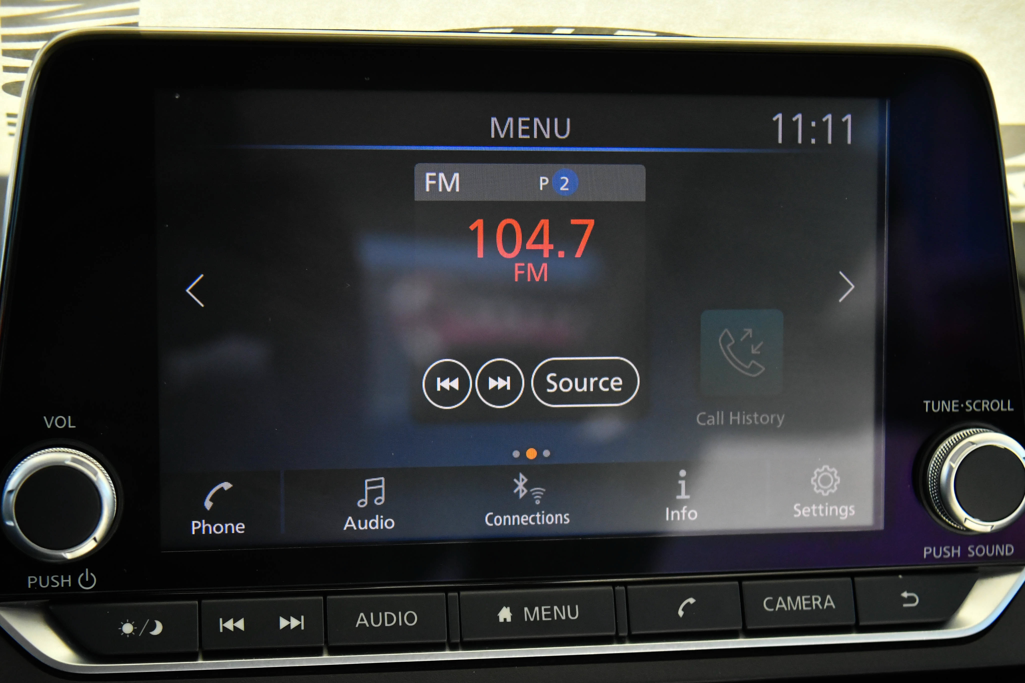 Used 2025 Nissan Altima 2.5 SV FWD image 19