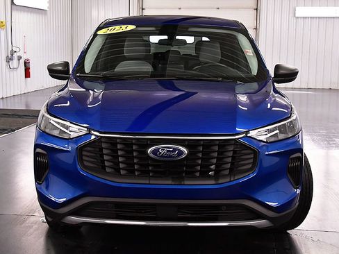 Used 2023 Ford Escape Active image 2
