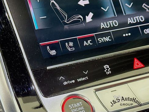 Used 2023 Audi SQ7 Premium Plus w/ Executive Package image 26