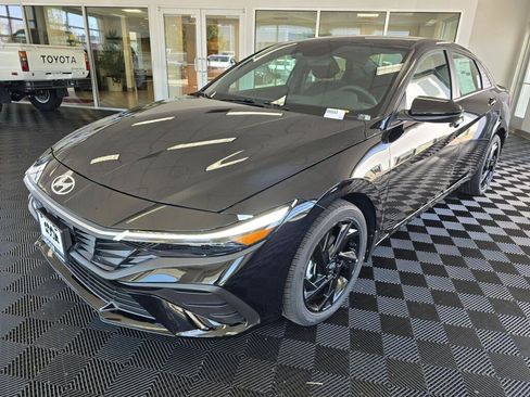 New 2026 Hyundai Elantra Sport w/ Cargo Package FWD image 7