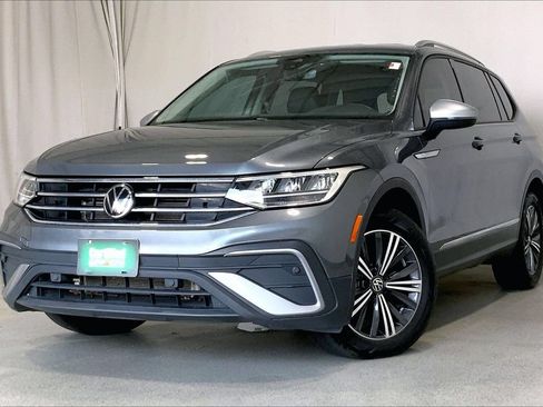 Used 2024 Volkswagen Tiguan Wolfsburg Edition FWD image 11