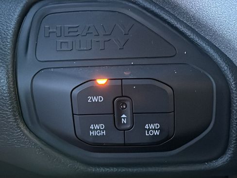 New 2026 RAM 5500 Tradesman w/ Chrome Appearance Group AWD/4WD image 23