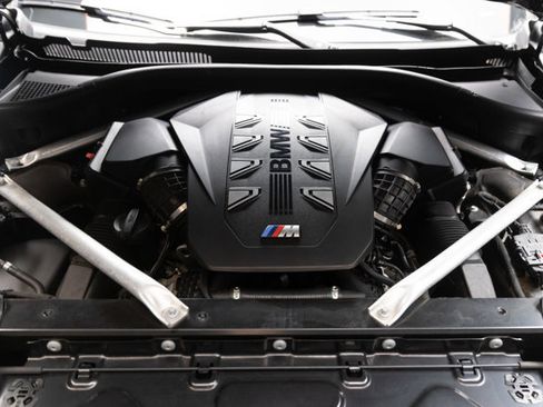 Used 2024 BMW X7 M60i w/ Executive Package image 6
