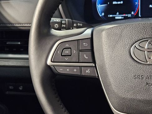 Certified 2025 Toyota Grand Highlander FWD image 28