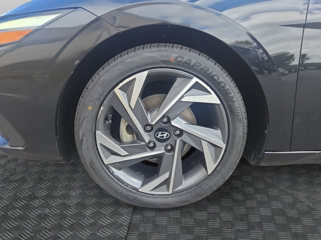 Used 2024 Hyundai Elantra SEL w/ Convenience Package FWD image 36