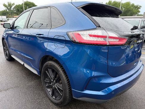 Certified 2022 Ford Edge ST-Line AWD/4WD image 3