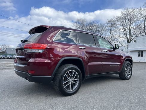 Used 2017 Jeep Grand Cherokee Limited image 4
