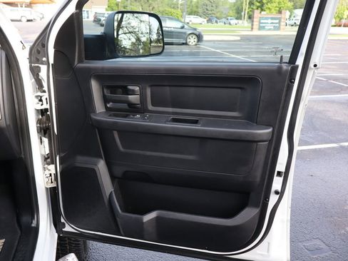 Used 2016 RAM 2500 Tradesman w/ Chrome Appearance Group AWD/4WD image 26