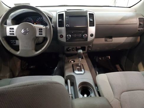 Used 2020 Nissan Frontier SV w/ SV Utility Package AWD/4WD image 12