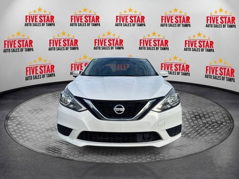 Used 2019 Nissan Sentra SV image 2