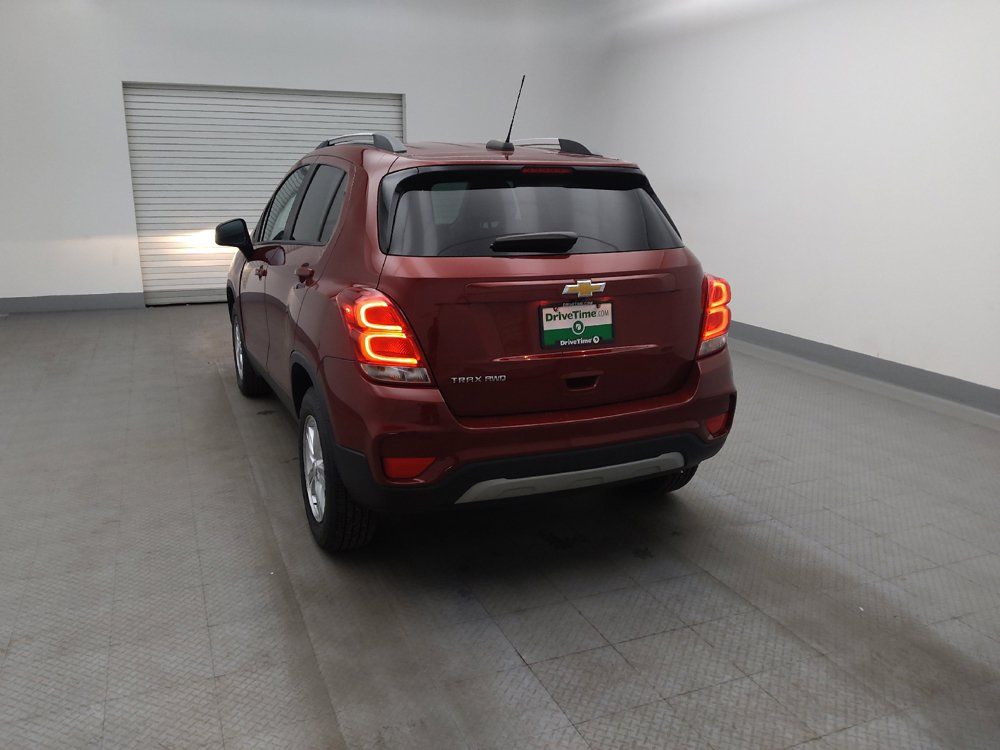 Used 2022 Chevrolet Trax LT w/ Driver Confidence Package AWD/4WD image 6
